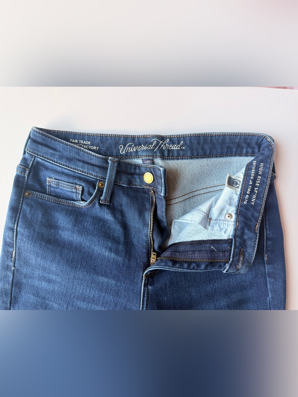 Universal Thread Women’s High Rise Skinny